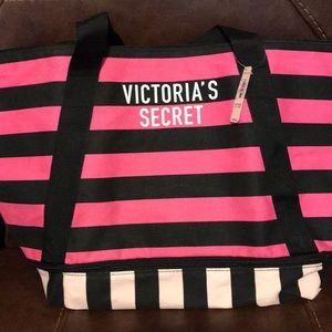V.s tote bag